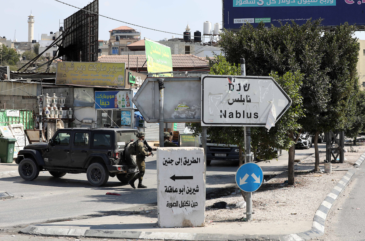 حماس: جريمة حصار نابلس تعبيرٌ عن فشل منظومة أمن الاحتلال