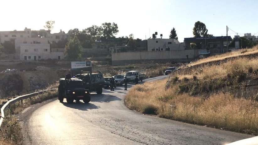الاحتلال يقتحم بلدة بدو شمال القدس ويعتقل فلسطينيا من سلواد