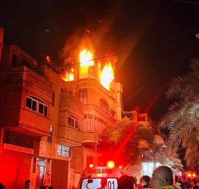 21 وفاة في حريق كبير شمالي قطاع غزة