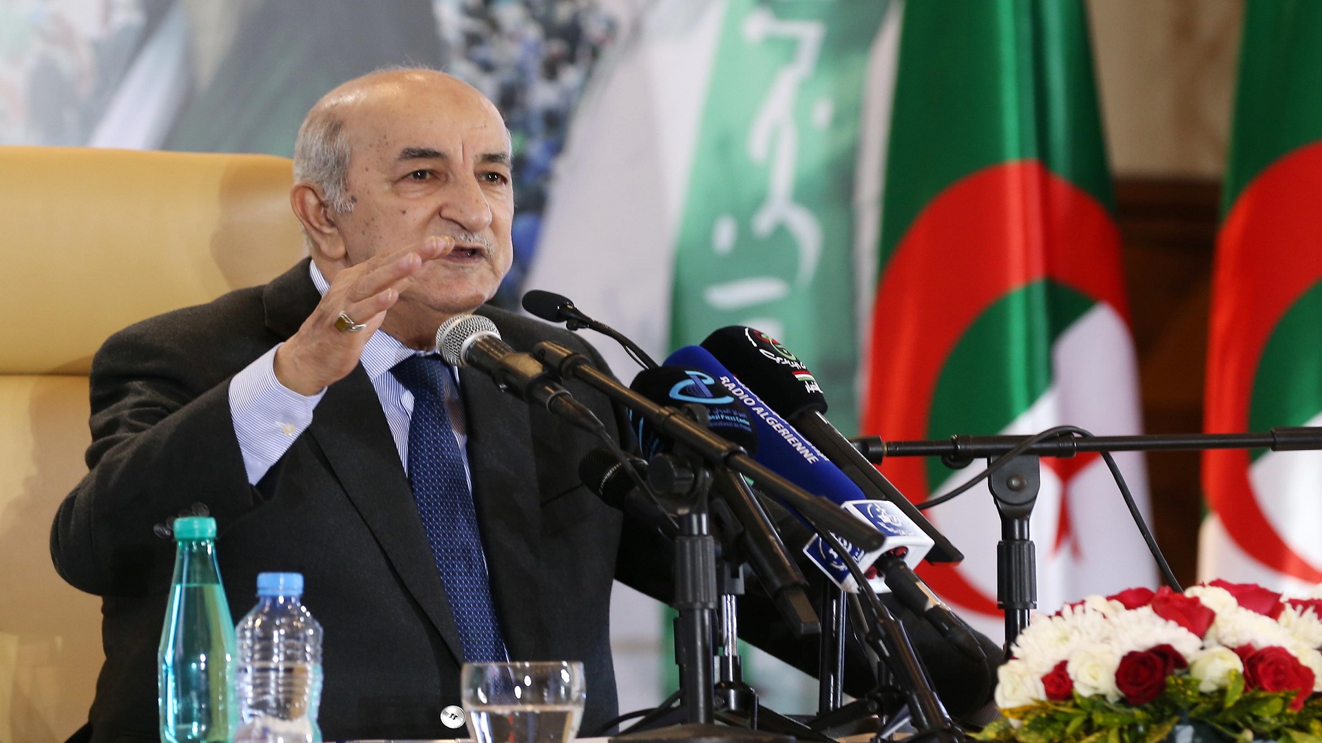 الرئيس الجزائري: ندعم نضال الشعب الفلسطيني لاسترجاع حقوقه