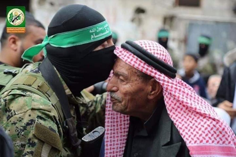 وفاة والد قائد أركان المقاومة الفلسطينية محمد الضيف