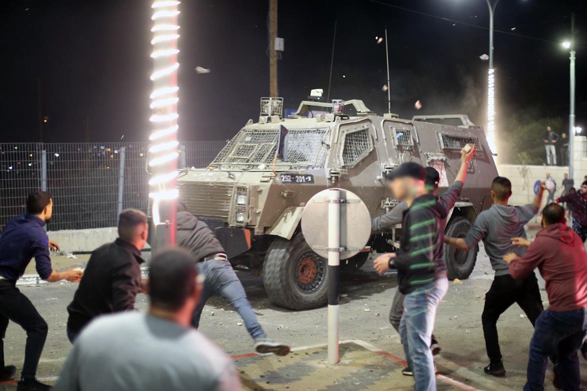 جيش الاحتلال يقتحم مخيم نور شمس وسط مواجهات عنيفة