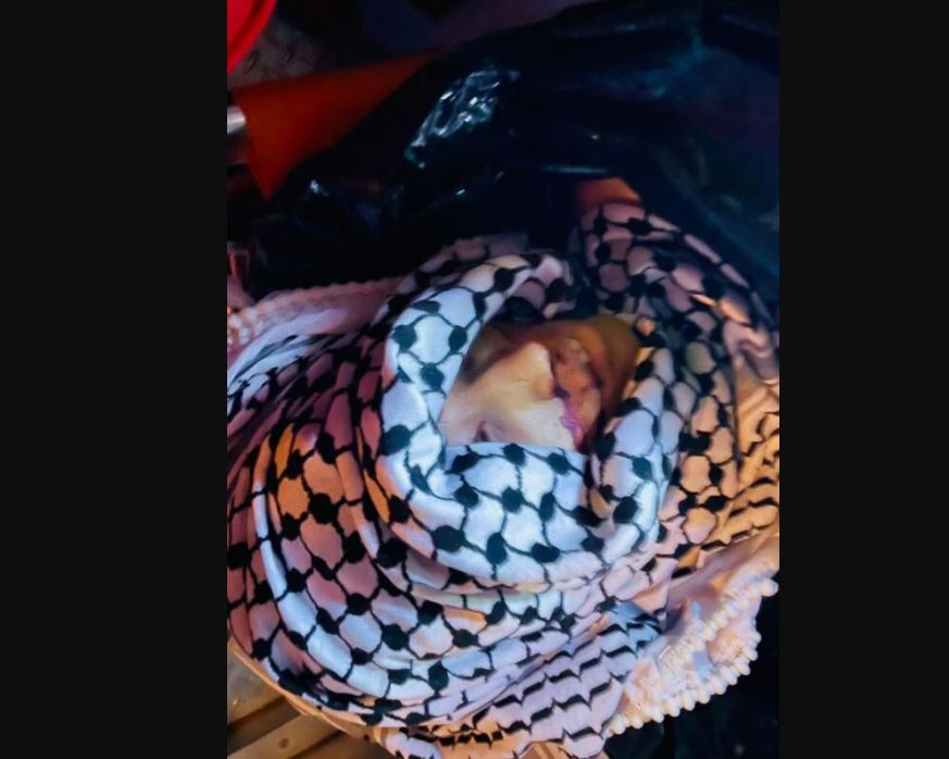 الاحتلال يسلم جثمان الشهيد الطفل قصي حمامرة