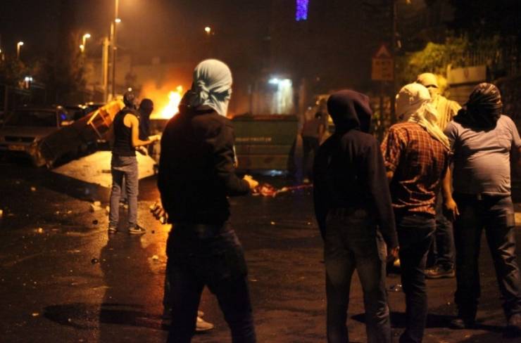 مسيرات غاضبة بجنين تضامنًا مع عوائل شهداء فجر اليوم