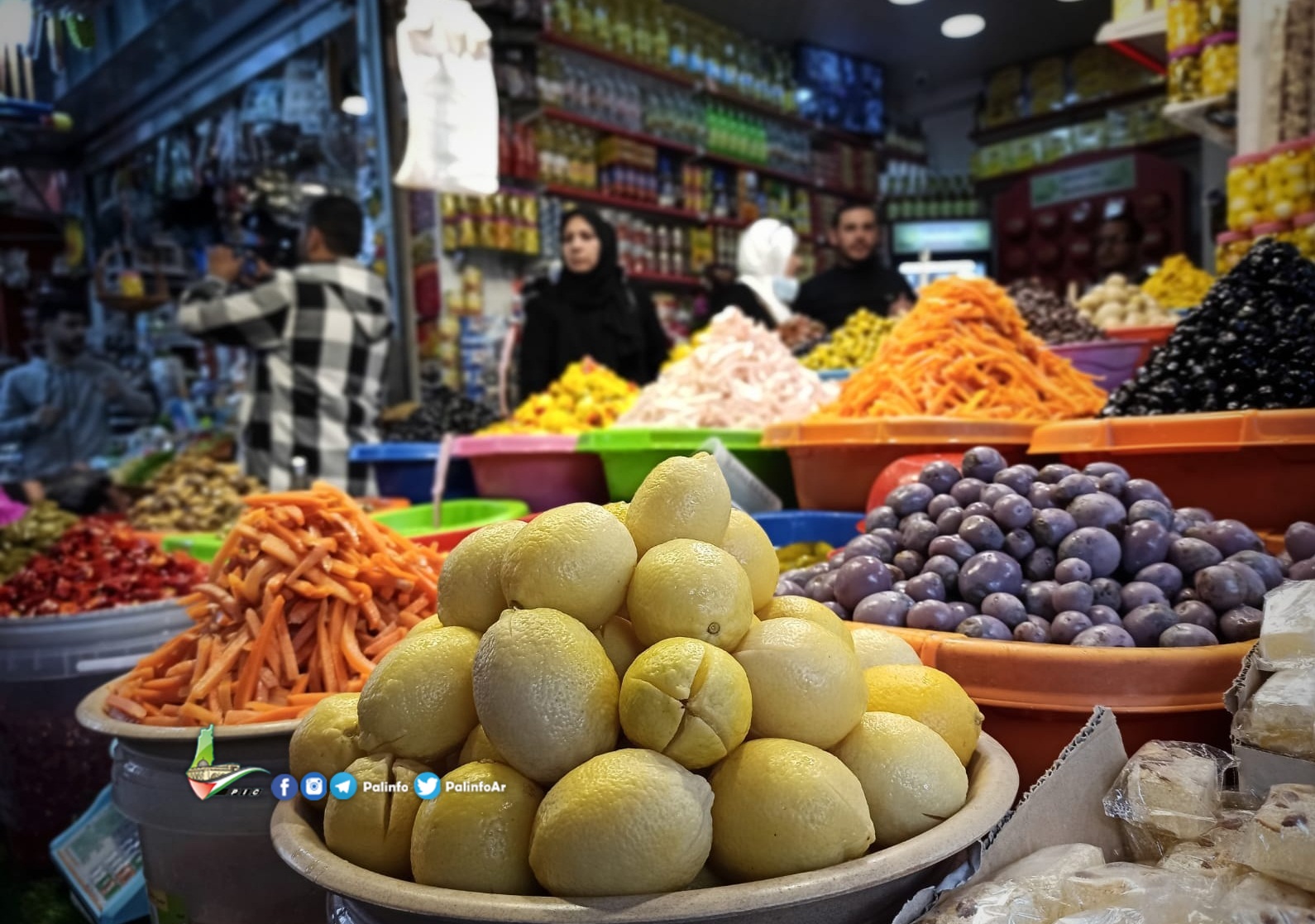 سوق الزاوية قِبلة الصائمين للتسوق بغزة