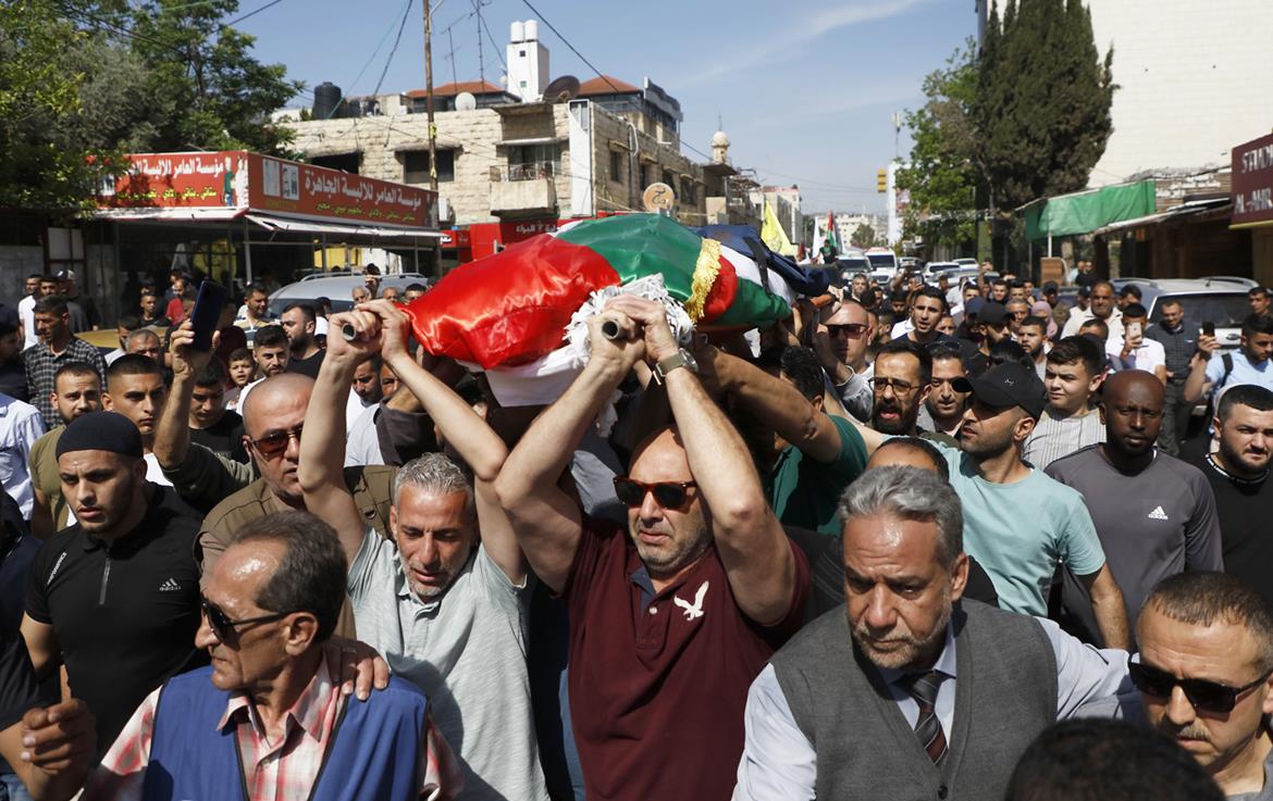 حماس: الاعتداء على المشاركين بجنازة أبو عاقلة بلطجة