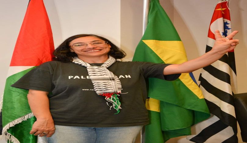 باحثة برازيلية تحصل على الدكتوراه حول المرأة الفلسطينية والمقاومة