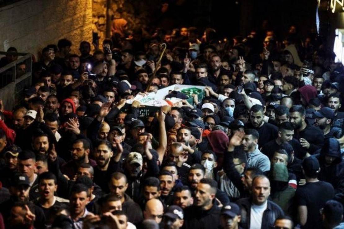 التعاون الإسلامي تدين اعتداء الاحتلال على جنازة الشهيد الشريف