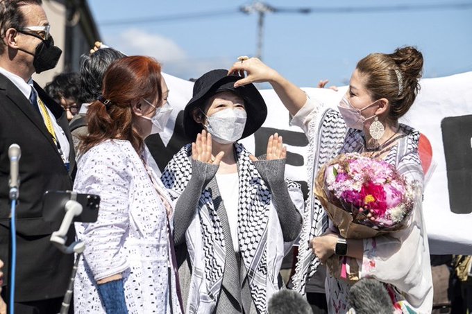 الإفراج عن مناضلة يابانية ساندت فلسطين بعد 22 عامًا من الاعتقال