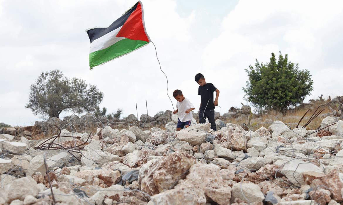 الاحتلال يصدّق على هدم منازل 3 فدائيين فلسطينيين