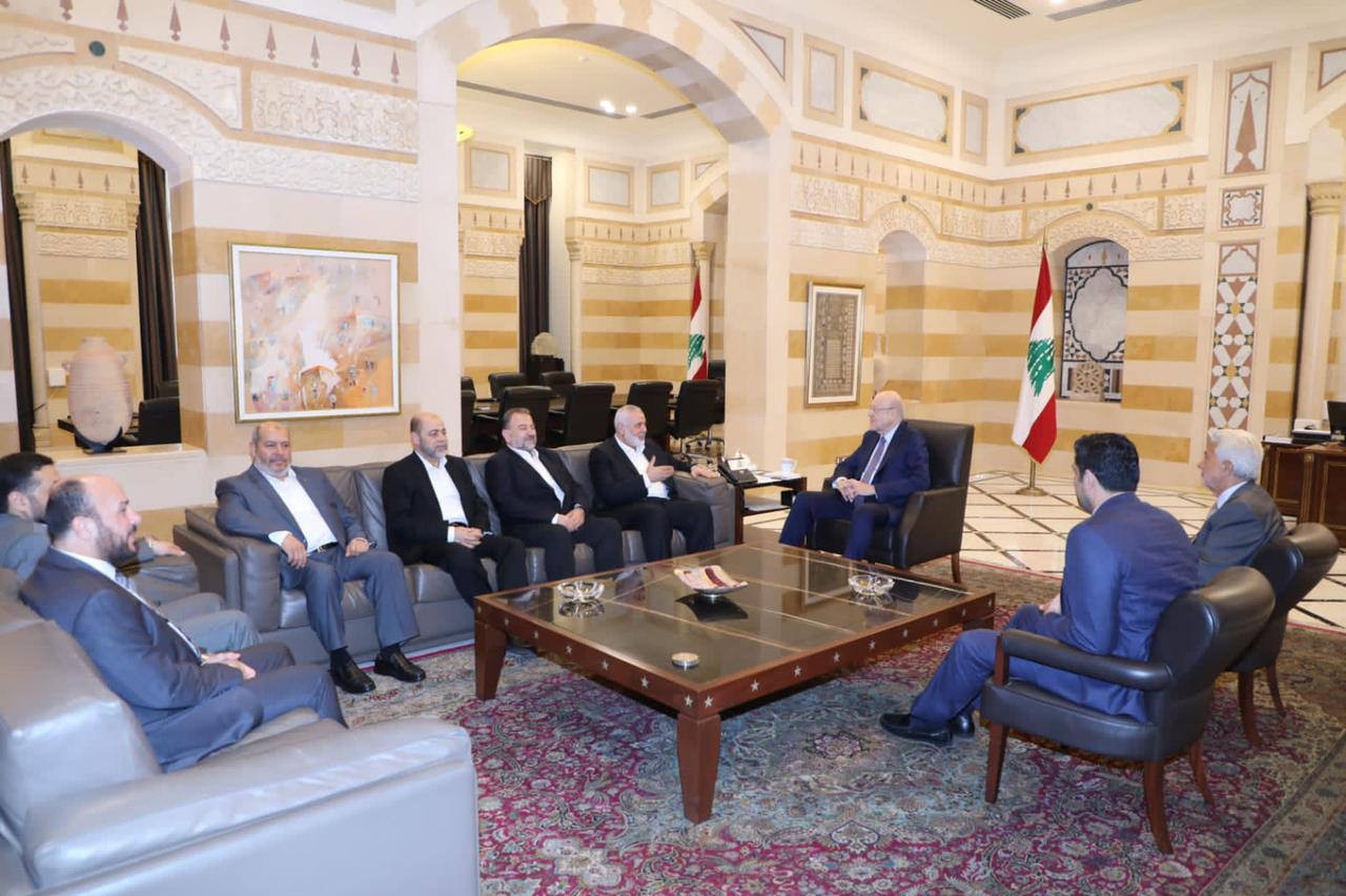 هنية يلتقي رئيس الحكومة اللبنانية نجيب ميقاتي