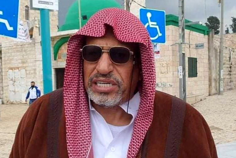 الاحتلال ينفذ حكم السجن 16 شهراً بحق الشيخ يوسف الباز