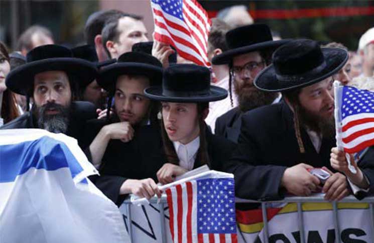 صحيفة عبرية: يهود أمريكا يتلقون منشورات معادية