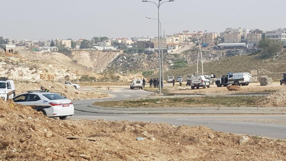 الاحتلال يعتقل 5 شبان في رهط على خلفية أزمة السكن