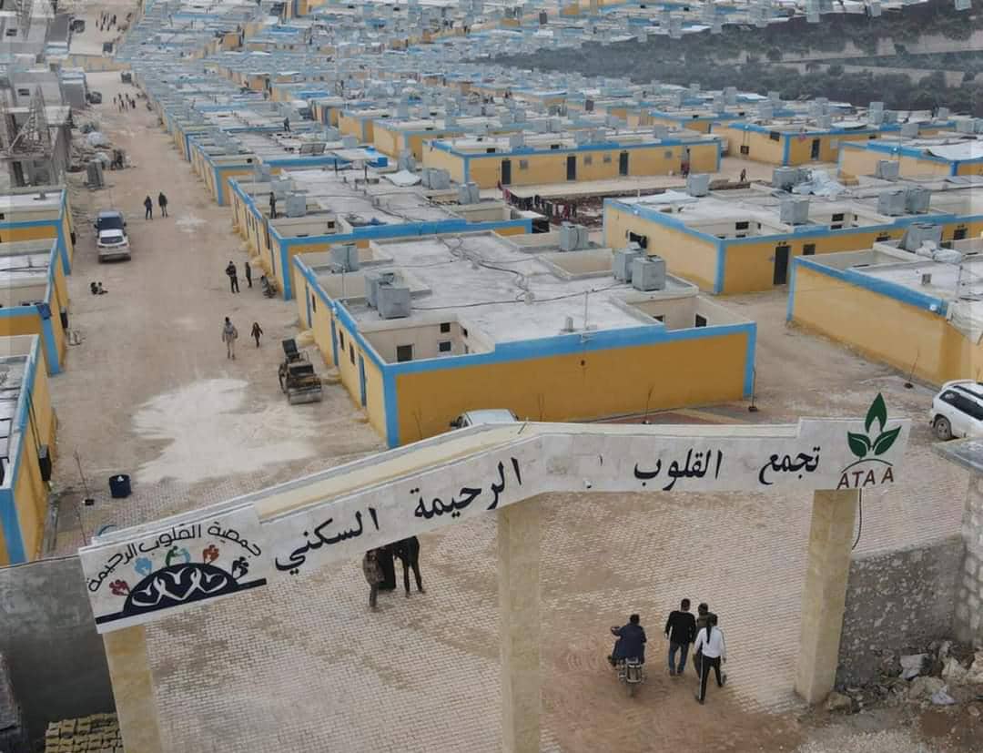 افتتاح تجمّع القلوب الرحيمة لإيواء المهجّرين في الشمال السوري