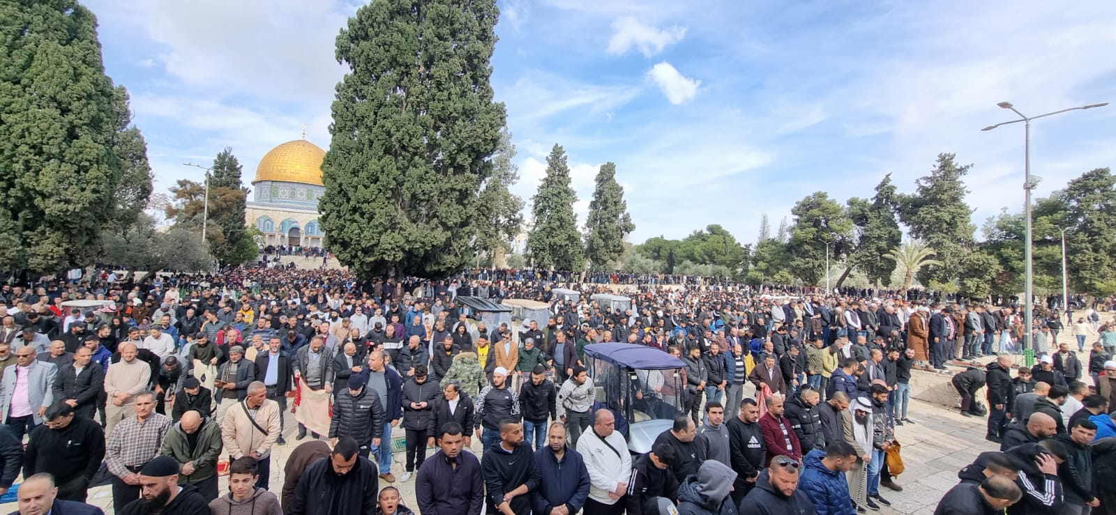 25 ألف مصلٍ يؤدون الجمعة في المسجد الأقصى