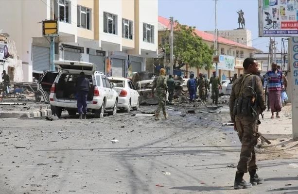 15 قتيلاً في تفجير انتحاري مزدوج وسط الصومال