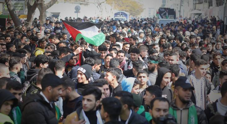 مسيرة طلابية حاشدة في غزة رفضًا لـقمة العقبة
