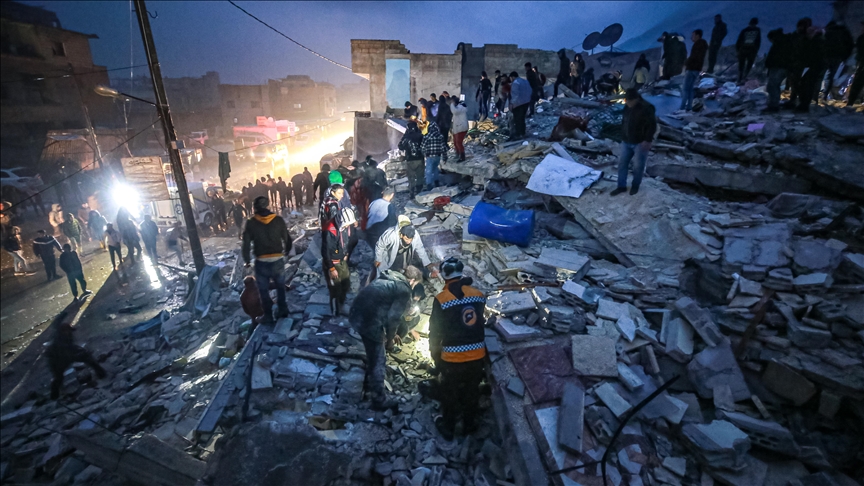 72 فلسطينيًّا ضمن ضحايا الزلزال المدمر