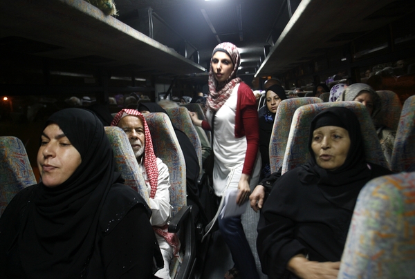 الاحتلال يلغي زيارة الدفعة الحادية عشرة لأهالى أسرى غزة