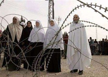 غضب بين حجاج القدس بسبب سوء سكنهم وتمييز الهباش لموظفي الوزارة