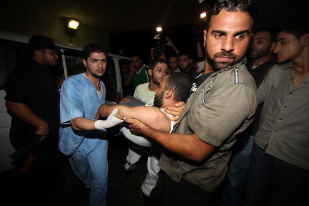 4 إصابات جراء القصف الصهيوني على خان يونس