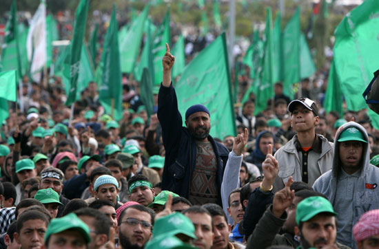 حماس تنعى القائد الجعبري ومرافقه الهمص
