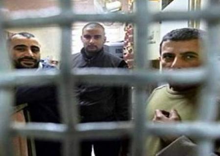 أسيران من غزة والقدس يدخلان عامهما الـ 20 في سجون الاحتـلال