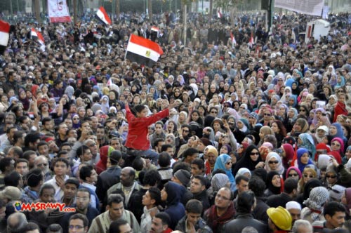 مصر: الإخوان يلوّحون بـمليونيات لإقالة الحكومة