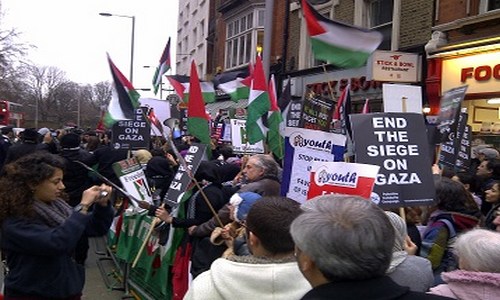 بريطانيا.. تظاهرة أمام السفارة الصهيونية دفاعًا عن الأقصى