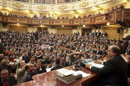 برلمانيون مصريون يرفضون السفر لغزة دون توفير الطاقة للقطاع