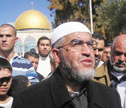 الشيخ صلاح: زيارة الأقصى في ظل الاحتلال تسليم بوجوده