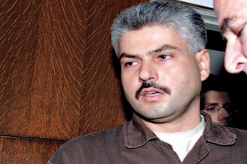 القائد عباس السيد يهدد بالإضراب عن الطعام لإنهاء عزله