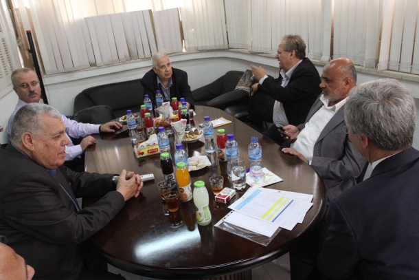 لجنة الانتخابات تبدأ بتحديث السجل الانتخابي بغزة