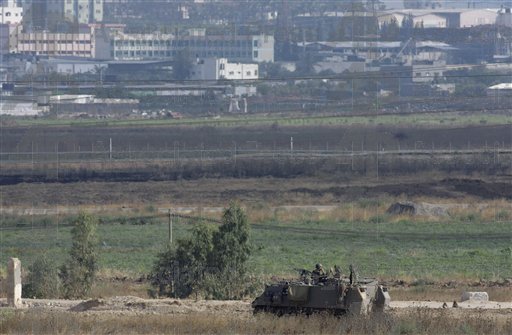 إصابة عربة صهيونية بنيران قناص فلسطيني جنوب القطاع
