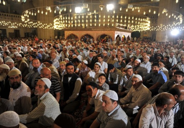 آلاف الأتراك يحيون ليلة الإسراء في المسجد الأقصى