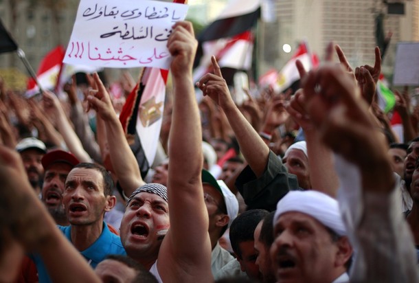 مليونية حاشدة في القاهرة تهتف بسقوط حكم العسكر