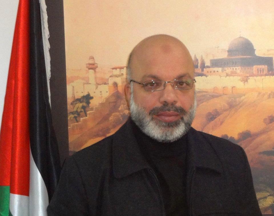 عطون: الأسرى المحررون يصلون التراويح في الأقصى