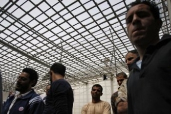 الاحتلال يفرج عن أسيرين من الضفة وغزة