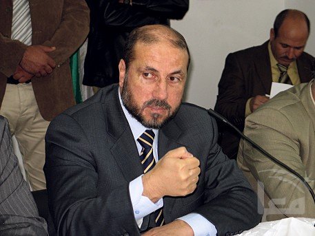 الهباش يواصل حربه على أئمة المساجد برام الله