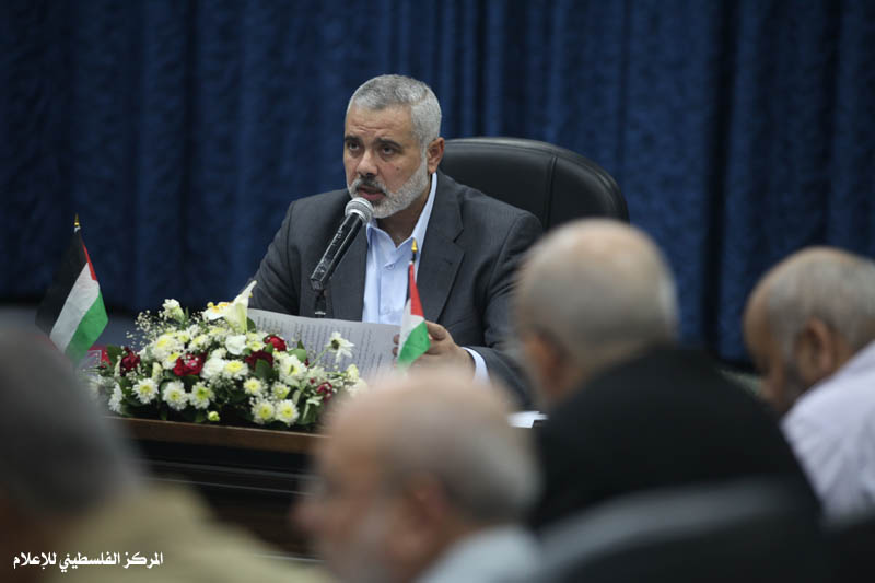 هنية يتلقى دعوة من نجاد لحضور قمة طهران