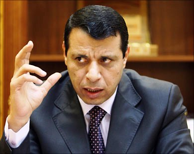 بلاغ يتهم دحلان بالتورط مع الموساد في قتل الجنود المصريين بسيناء