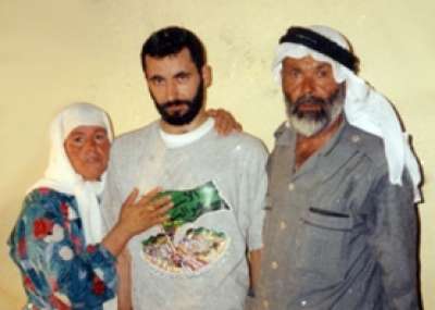 والد المهندس عياش: يحيى ما زال بيننا
