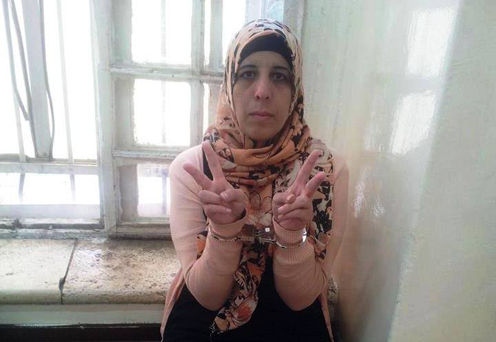 الاحتلال يفرج عن أسيرة مقدسية يعد أيام من اعتقالها