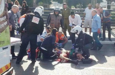 طعن جندي إسرائيلي في تل أبيب