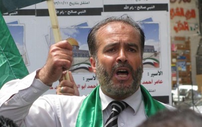 مخابرات الاحتلال تستدعي القيادي بحماس حسين أبو كويك