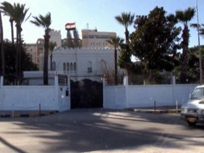 انفجاران بمحيط سفارتي مصر والإمارات في ليبيا