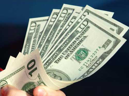 لأول مرة منذ عامين.. الدولار يتجاوز حاجز 3.8 شيكل
