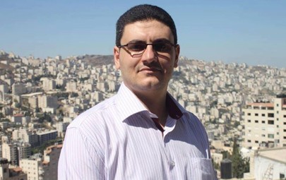 محكمة سالم تُمدد اعتقال الصحفي محمد منى