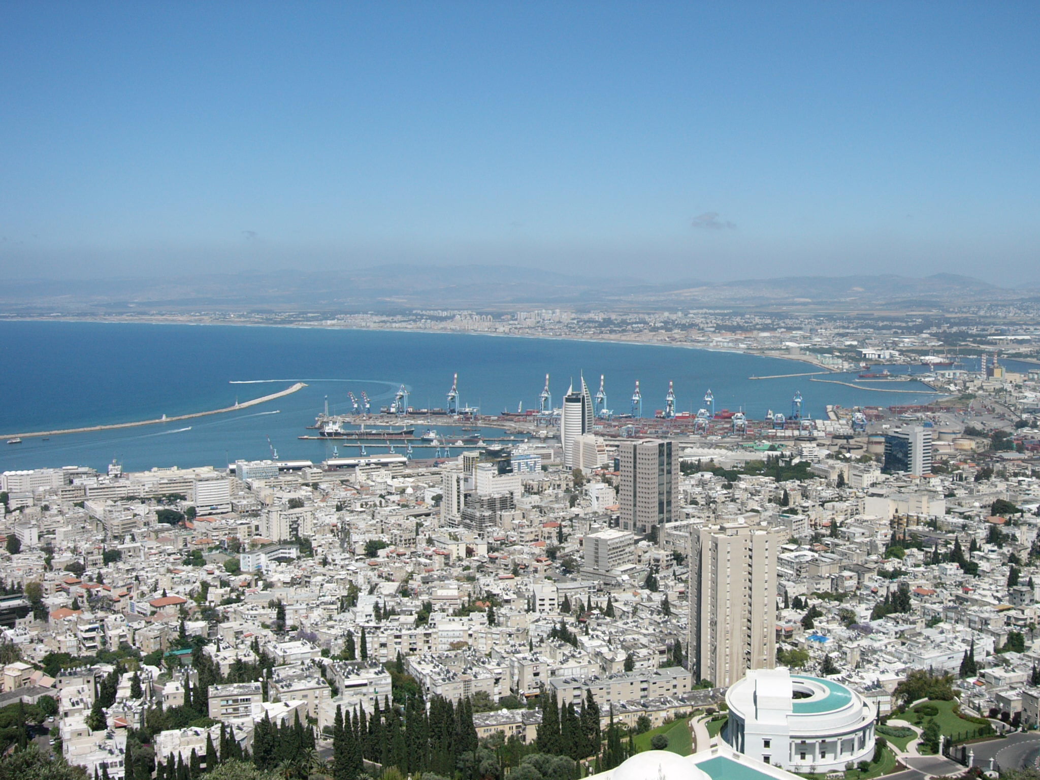 مخاوف إسرائيلية من استهداف حزب الله لمنصات الغاز